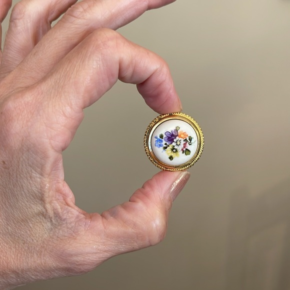 Vintage Made in Italy Ceramic Floral Cameo - Picture 14 of 14